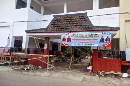 Menerima Bantuan DAK  Dari Pemerintah SD Negri 2 Bukateja Masih Memint