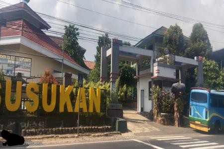 SMP NEGERI DI BANJARNEGARA TIDAK ADA YANG GRATIS