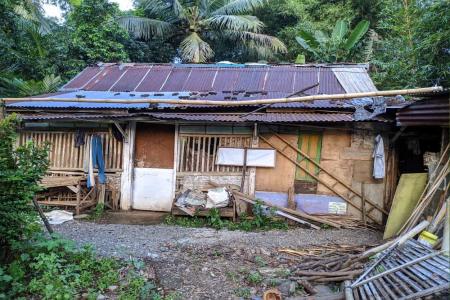 AHIRNYA KAKAK ADIK YANG RUMAHNYA D