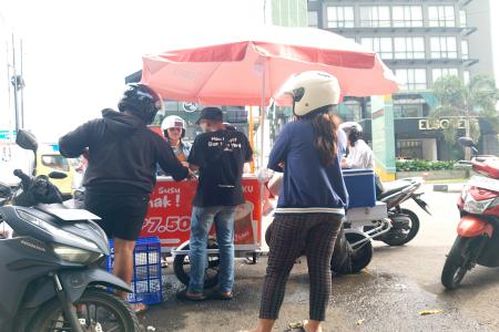 Berjuang demi keluarga kecil di Kota S