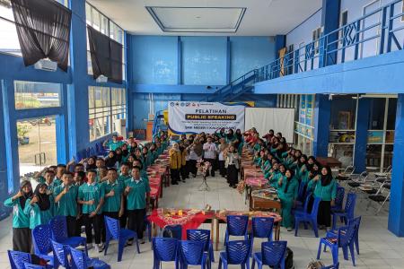 SMKN 1 Kaligondang Gelar IHT Publik Sp