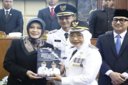 SERAH TERIMA JABATAN BUPATI PANDEG