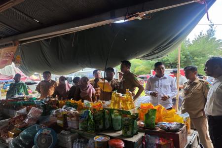 Pengecekan peredaran Minyak Kita di Pa