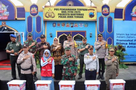 KAPOLDA JATENG PANTAU ARUS MUDIK D