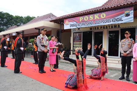 Kapolres Kendal Baru AKBP Hendry Susan