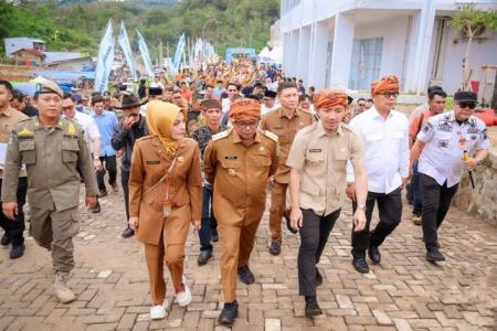 Gubernur Banten Andra Soni Resmikan RS