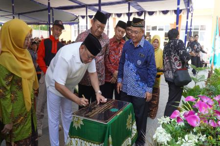 WALI KOTA TEGAL RESMIKAN GEDUNG BA