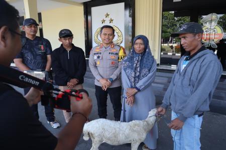 POLRES BONDOWOSO AMANKAN TERSANGKA