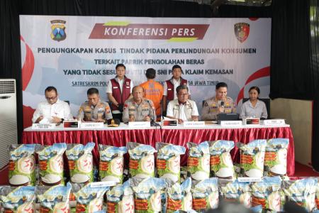 Polisi Berhasil Ungkap Beras Oplosan S