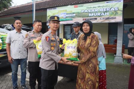 Jaga Stabilitas Harga Polres Trenggale