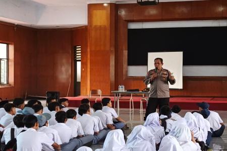 Peringati Hari Pahlawan Satbinmas Polr