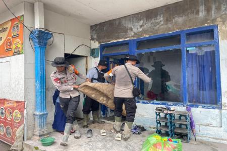 Satbrimob Polda Jawa Timur Perkuat Ope