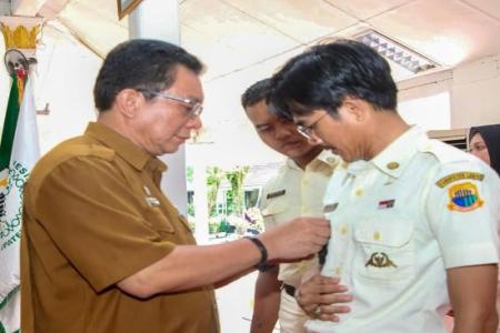 Pj Sekda Lebak Hadiri Pelantikan Pengu