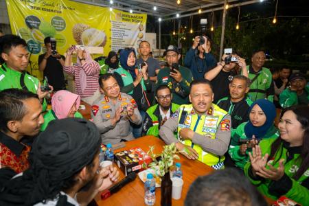 KAKORLANTAS NGOPI BARENG DRIVER OJ