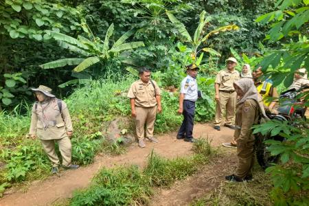 Perhutani Kawal Pembangunan TPST di Su