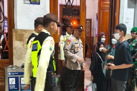 Polres Jember Berbagi Kasih ke Panti A
